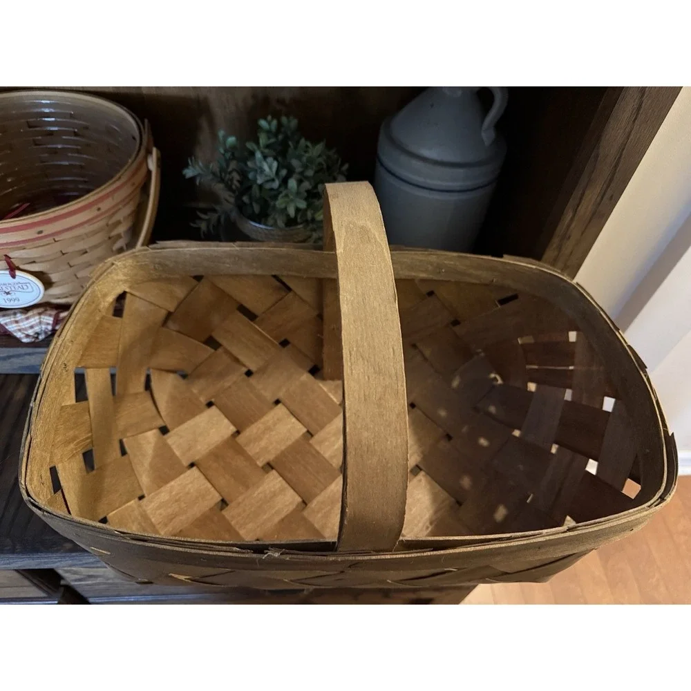 Vintage Woven Orchard Basket Foraging Fruit Stand 16QT Farmhouse Decor Cottage